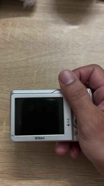 Xác Máy ảnh Nikon Coolpix S200 Bạc Liệt phím. Mua bán Máy ảnh, Máy quay tại Quận 1 Tp Hồ Chí Minh được đăng bởi John hình 1