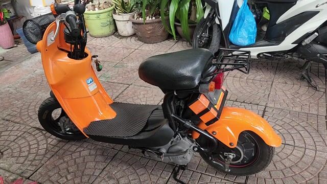 Xe máy điện nhập Đen cam. Mua bán Xe máy tại Quận Bình Thạnh Tp Hồ Chí Minh được đăng bởi nguyễn Loan hình 1