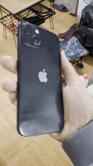 iPhone 13 128GB thanh lý lỗi sóng và wifi. Mua bán Điện thoại tại Quận Long Biên Hà Nội được đăng bởi Nguyễn phát Đạt hình 1