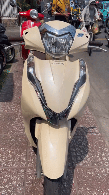 Honda Lead 125cc 2018 bs 59g2-43319. Mua bán Xe máy tại Quận Phú Nhuận Tp Hồ Chí Minh được đăng bởi Thanh Hùng xebachin  hình 1