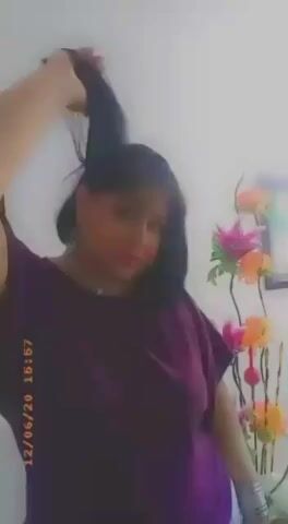 Model - valen curve latina