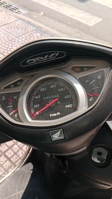 Honda Lead 2012 Vàng đồng. Mua bán Xe máy tại Quận Phú Nhuận Tp Hồ Chí Minh được đăng bởi Phạm Thiên Quốc hình 1