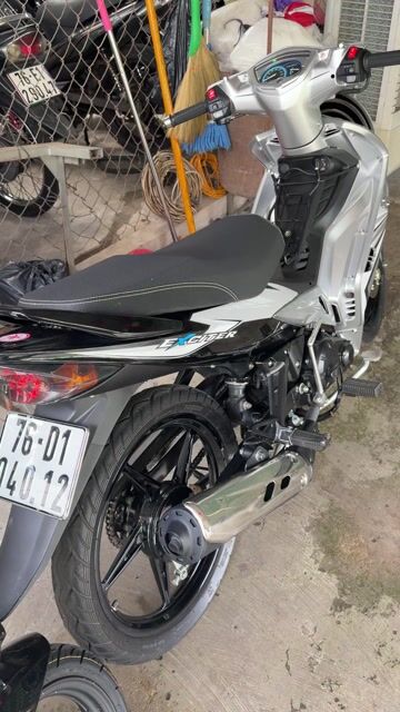 Exciter 2011 1S9A Xún Full 2010 Full Đồ Hãng 35TR. Mua bán Xe máy tại Thành phố Quảng Ngãi Quảng Ngãi được đăng bởi Hien hình 1