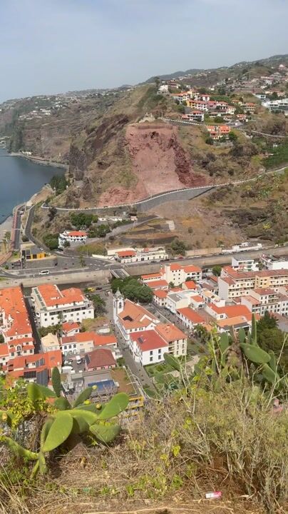 Ribeira Brava from Miradouro de São Sebastião: video from Miradouro de São Sebastião (Ribeira Brava), Madeira