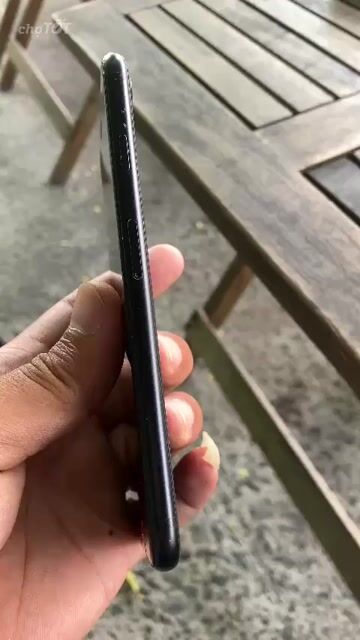 Apple iPhone SE2 QT 64GB Đen Zin. Mua bán Điện thoại tại Huyện Hóc Môn Tp Hồ Chí Minh được đăng bởi HoaVôKhuyết hình 1