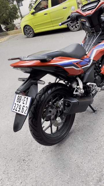 Honda Winner X Đỏ Trắng Xanh. Mua bán Xe máy tại Quận Nam Từ Liêm Hà Nội được đăng bởi cửa hàng xe máy yến thắng  hình 1