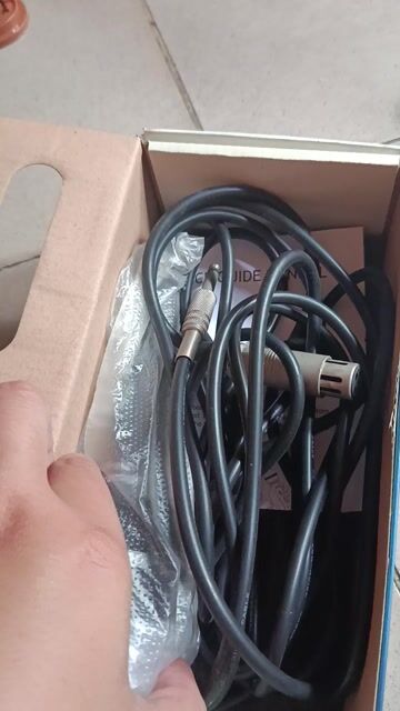 Micro có dây hát nhẹ hút giọng. Mua bán Tivi, Âm thanh tại Quận Bình Thạnh Tp Hồ Chí Minh được đăng bởi Phương Thanh hình 1