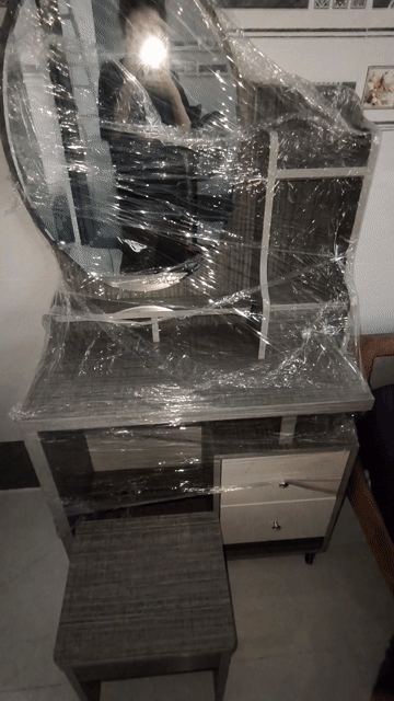 Bàn trang điểm Vân gỗ xám Mới 100%. Mua bán Bàn ghế tại Thành phố Ngã Bảy Hậu Giang được đăng bởi Phương Anh hình 1