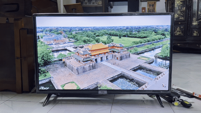 Smart tivi TCL 32inch youtube bleutooth giọng nói. Mua bán Tivi, Âm thanh tại Quận Ninh Kiều Cần Thơ được đăng bởi Mua bán điện tử gia dụng ninh kiều cần thơ hình 1