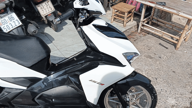 Honda Air Blade 2017 kiểng nhẹ. Mua bán Xe máy tại Thành phố Biên Hòa Đồng Nai được đăng bởi Tao Bao  hình 1