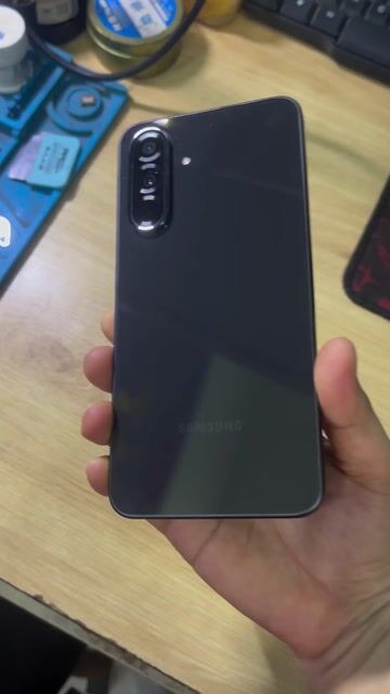 Samsung Galaxy Đen Hư màn hình. Mua bán Điện thoại tại Huyện Cần Giuộc Long An được đăng bởi kim 6 hình 1