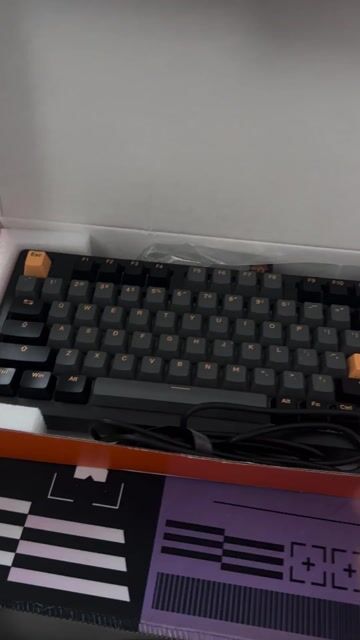 Bàn phím cơ DareU EK75 Pro Đen. Mua bán Phụ kiện (Màn hình, Chuột...) tại Quận Gò Vấp Tp Hồ Chí Minh được đăng bởi Huỳnh Vạn Phi hình 1