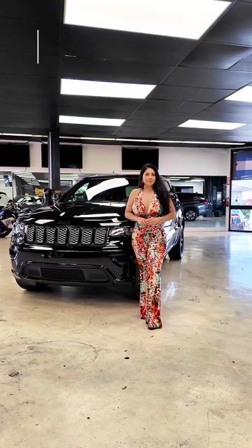 Video thumbnail for 2018 Jeep Grand Cherokee