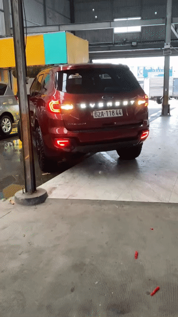 Ford Everest Titanium 2.0 Turbo 2018 Đỏ. Mua bán Ô tô tại Huyện Hóc Môn Tp Hồ Chí Minh được đăng bởi Lương Thanh Minh hình 1