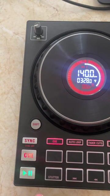 Bộ điều khiển DJ Numark Mixtrack Platinum Đen. Mua bán Nhạc cụ tại Thành phố Thủ Đức Tp Hồ Chí Minh được đăng bởi Mình nguyen hình 1