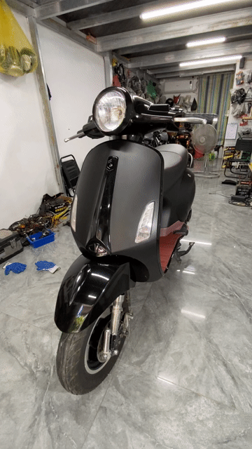 Xe điện Dibao Vespa Đen. Mua bán Xe máy tại Quận Long Biên Hà Nội được đăng bởi Xe điện Huân Linh hình 1