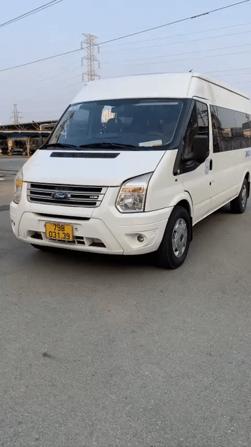 Ford Transit 16 chỗ 2019 Trắng. Mua bán Phương tiện khác tại Quận Long Biên Hà Nội được đăng bởi Ngô hùng hình 1