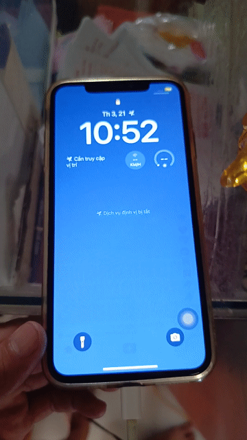 iPhone XS Vàng. Mua bán Điện thoại tại Huyện An Phú An Giang được đăng bởi văn khai hình 1