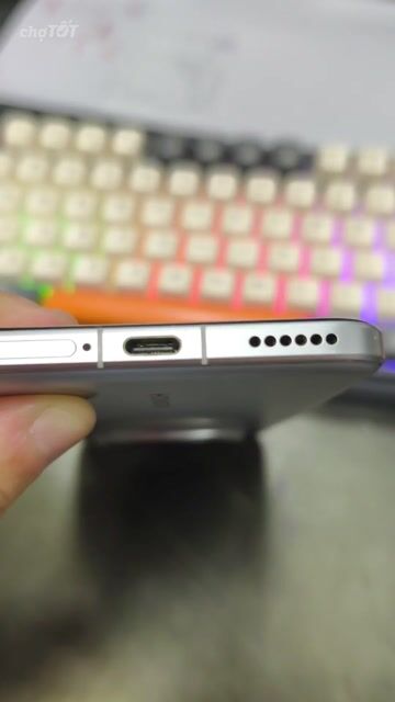Honor Magic7 Pro Xám 16GB Snapdragon 8 Gen 2. Mua bán Điện thoại tại Quận 11 Tp Hồ Chí Minh được đăng bởi Kim Phụng hình 1