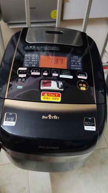 Nồi cơm Iris ohyama 1L cao tần áp suất cảm ứng. Mua bán Bếp, lò, đồ điện nhà bếp tại Quận Phú Nhuận Tp Hồ Chí Minh được đăng bởi Luân Nội Địa Nhật hình 1