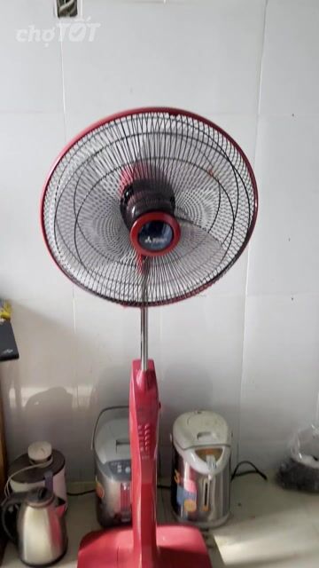 Quạt đứng Mitsubishi LV16 Đỏ 40cm. Mua bán Quạt tại Quận 12 Tp Hồ Chí Minh được đăng bởi Anh Tài hình 1