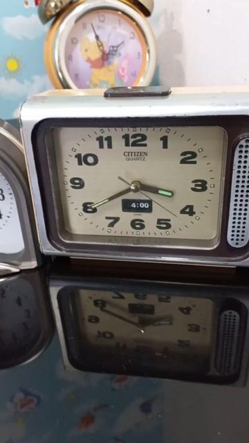 Đồng hồ báo thức Seiko Emblem. Mua bán Nội thất, đồ gia dụng khác tại Huyện Bàu Bàng Bình Dương được đăng bởi Nguyễn Văn Linh hình 1