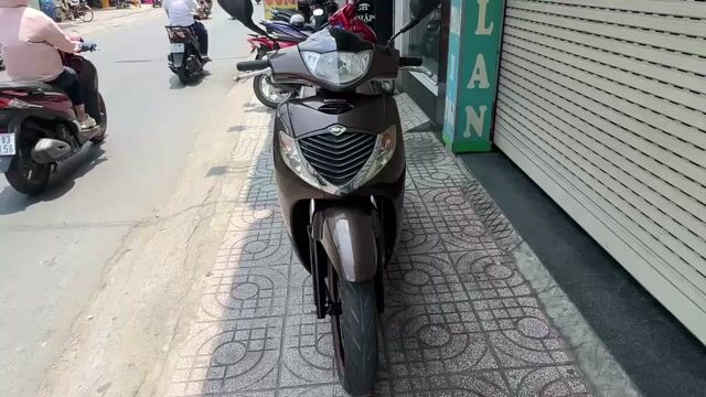 Honda SHi 150 2006 Nâu. Mua bán Xe máy tại Quận 12 Tp Hồ Chí Minh được đăng bởi Cửa hàng Xe máy 380 hình 1