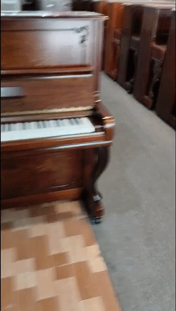 Đàn piano Young Chang Nâu Gỗ Hàn Quốc. Mua bán Nhạc cụ tại Huyện Cần Giuộc Long An được đăng bởi Nhàn Nguyễn hình 1