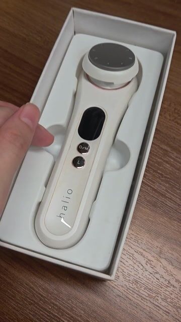 [Mới nguyên] Máy làm đẹp Halio Hot & Cool Trắng. Mua bán Nội thất, đồ gia dụng khác tại Quận 1 Tp Hồ Chí Minh được đăng bởi Trang Nguyễn hình 1