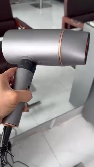 Sơn móng tay Vendee Nữ Đa dạng. Mua bán Phụ kiện thời trang khác tại Huyện Tri Tôn An Giang được đăng bởi DIỄM NGUYỄN  hình 1