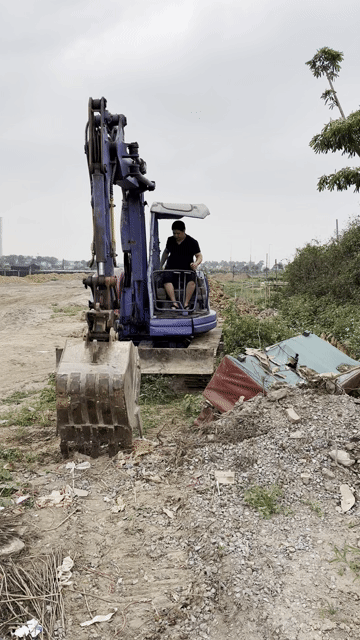 Máy xúc 50-2e Xám Đã sử dụng. Mua bán Phương tiện khác tại Quận Bắc Từ Liêm Hà Nội được đăng bởi Triệu hình 1