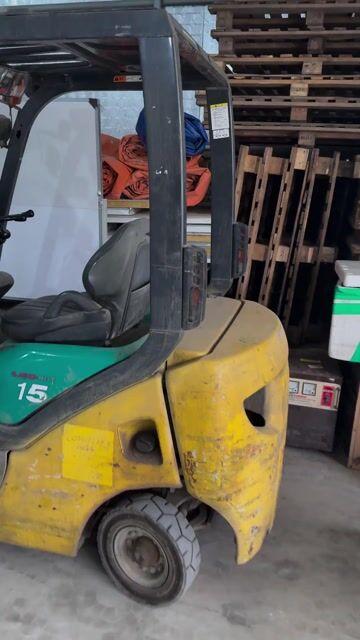 Xe nâng dầu Komatsu FD15T-18, máy còn tốt, có HĐ. Mua bán Phương tiện khác tại Huyện Sóc Sơn Hà Nội được đăng bởi Đỗ Quang Huy hình 1