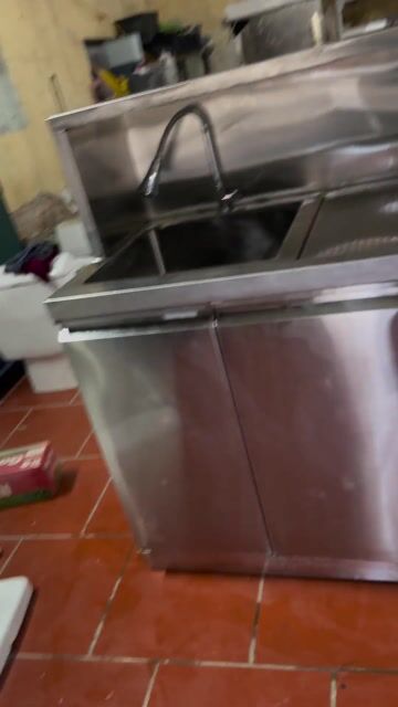 Quầy pha chế Inox 304 3m34. Mua bán Tủ, kệ gia đình tại Quận Hai Bà Trưng Hà Nội được đăng bởi Kim Ngân Gia Huy hình 1