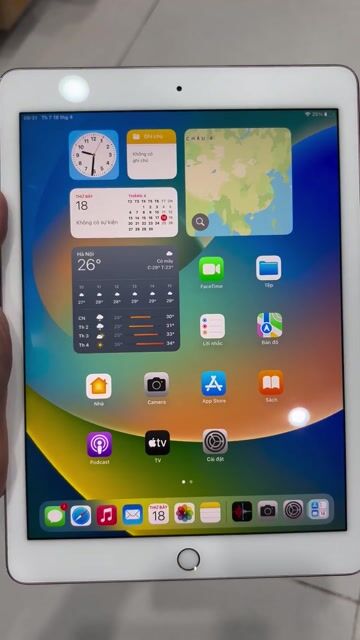 Apple iPad Pro 9.7 32GB Full chức năng. Mua bán Máy tính bảng tại Quận Hai Bà Trưng Hà Nội được đăng bởi Dũng hình 1