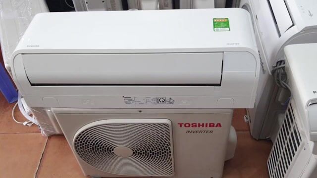 Máy lạnh Toshiba inverter 1,5hp hàng lướt đẹp. Mua bán Máy lạnh, điều hoà tại Quận 12 Tp Hồ Chí Minh được đăng bởi Công Ty TNHH TM DV VT Kỹ Thuật  Hoàng Phúc hình 1