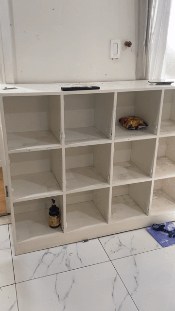 Kệ gỗ trắng ô vuông. Mua bán Tủ, kệ gia đình tại Thành phố Thủ Đức Tp Hồ Chí Minh được đăng bởi Vyvi hình 1