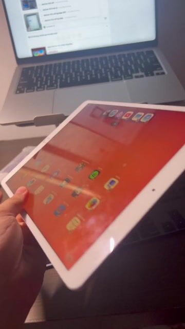 Apple iPad Pro 10.5 2017 Bạc. Mua bán Máy tính bảng tại Quận Hai Bà Trưng Hà Nội được đăng bởi Lạ Kim hình 1