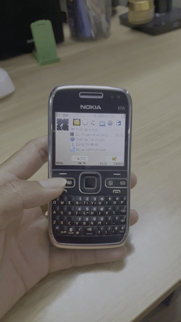 Nokia E72i Đen Bạc 5.0 MPix. Mua bán Điện thoại tại Thành phố Bắc Ninh Bắc Ninh được đăng bởi Thọ hình 1