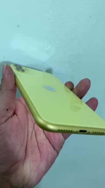 Apple iPhone 11 64GB Vàng 99% nguyên rin. Mua bán Điện thoại tại Quận Hải Châu Đà Nẵng được đăng bởi Linh  hình 1