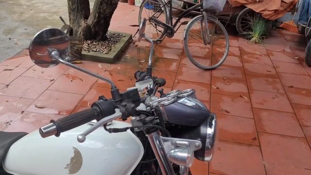 Husky 125 ít sử dụng nên muốn nhượng lại em nó. Mua bán Xe máy tại Huyện Chương Mỹ Hà Nội được đăng bởi Albert Dan hình 1