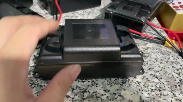 Pin xe điện cân bằng 36V 6Ah. Mua bán Phụ tùng xe tại Thành phố Thuận An Bình Dương được đăng bởi Điện máy pin hình 1