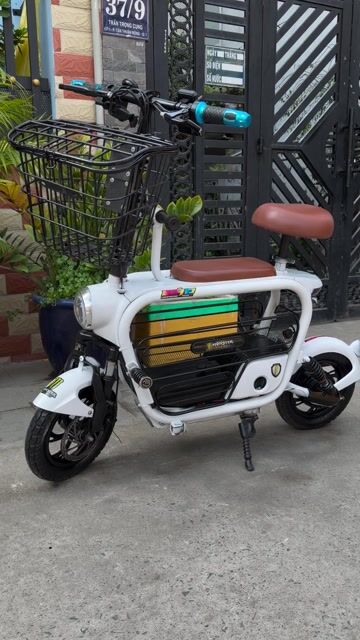 URAI MỚI 90% BÌNH SẠC SỔ BẢO HÀNH DÀI HẠN. Mua bán Xe điện tại Quận Bình Thạnh Tp Hồ Chí Minh được đăng bởi MUAXEĐIỆNGIÁCAO hình 1