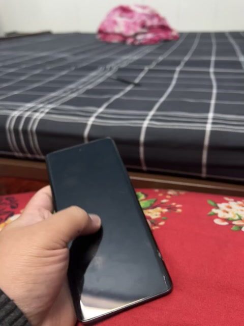 Honor X9b Đen Màn hình sọc. Mua bán Điện thoại tại Thành phố Trà Vinh Trà Vinh được đăng bởi Trần Thanh Phong  hình 1