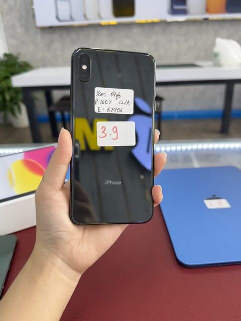 iPhone Xs Max 64GB Đen Đã sử dụng. Mua bán Điện thoại tại Thành phố Thủ Dầu Một Bình Dương được đăng bởi Phong Le hình 1