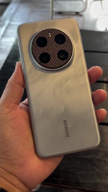 Honor Magic 7 Pro 512GB Bạc. Mua bán Điện thoại tại Thành phố Biên Hòa Đồng Nai được đăng bởi Cao Trí STMobile hình 1
