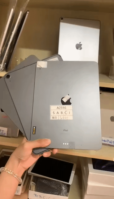 Apple iPad Air 4. Mua bán Máy tính bảng tại Quận Bình Tân Tp Hồ Chí Minh được đăng bởi Lelepad hình 1