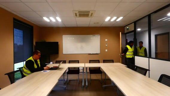 Une femme aux commandes