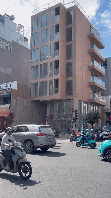 Cho thuê Văn phòng, Mặt bằng kinh doanh Quận 4 Tp Hồ Chí Minh diện tích 1400 m² giá 150 triệu/tháng