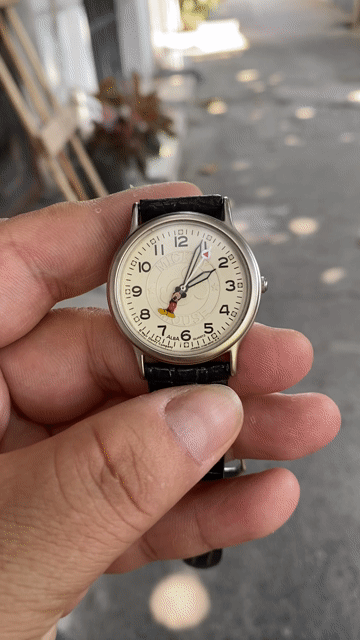 Đồng hồ Alba Mickey Mouse dây da đen 36mm. Mua bán Đồng hồ tại Huyện Hóc Môn Tp Hồ Chí Minh được đăng bởi Giày Hiệu Cũ hình 1