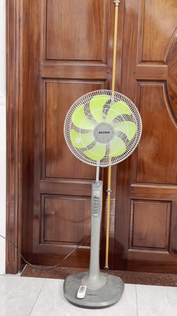 Quạt đứng Senko Xám 65W có remote. Mua bán Quạt tại Thành phố Biên Hòa Đồng Nai được đăng bởi Kim Anh Nguyễn hình 1